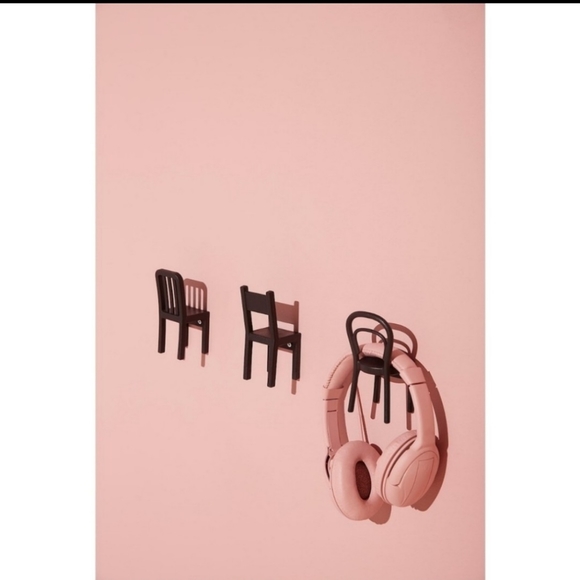 A lot of IKEA products asrtd kitchen n decor items - Picture 13 of 16